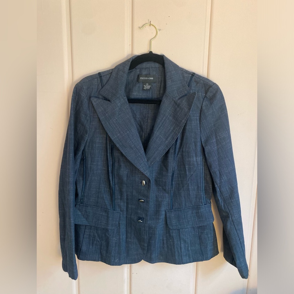 Focus 2000 Navy women’s Blazer sz8